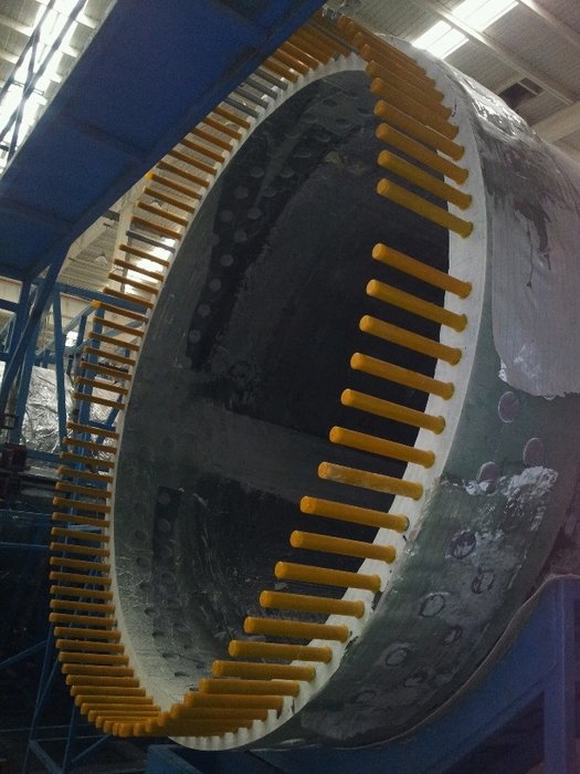 Fine machining for huge windmill blades